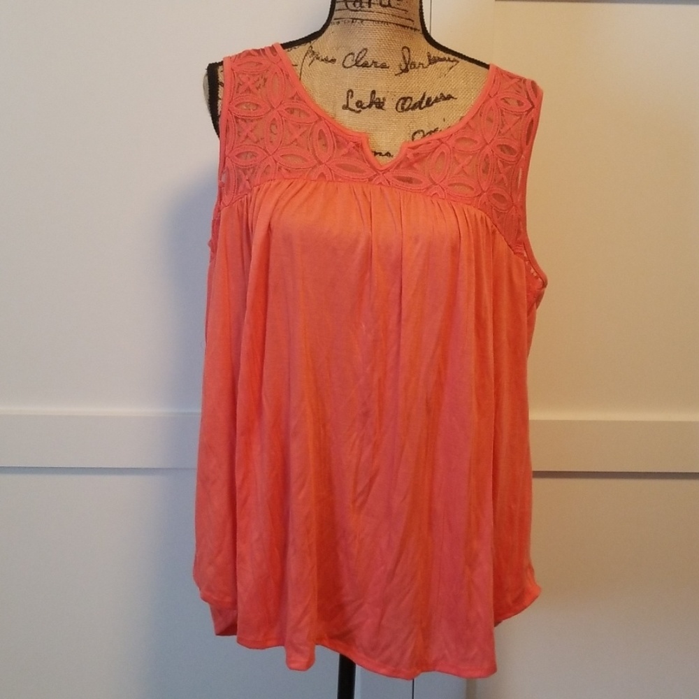 NWT Sleeveless Lace Tunic - XL